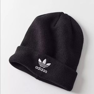 adidas Originals Women's Trefoil Beanie